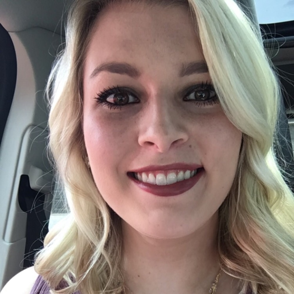 Meet your Posher, Emily